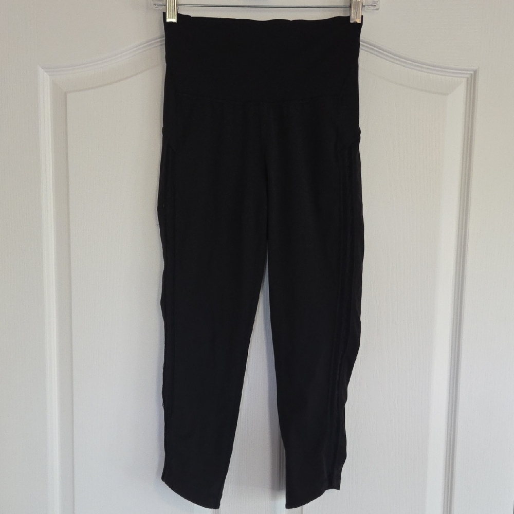 Lululemon Black Cropped Leggings
